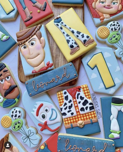 Toy Story Birthday Cookies, Toy Story Theme Cookies, Toy Story 2 Cookies Decorated, Toy Story Decorated Cookies, Toy Story Cookies Decorated, Toy Story Fondant Cookies, Toy Story Cookies 3rd Birthday, Toy Story Sugar Cookies, Toy Story Sugar Cookies 2nd Birthday