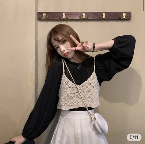 Korean Crochet Top, Korean Fashion Skirt Outfits, Korean Fashion Dress Elegant, Korean Fashion Dress Classy, Korean Crochet, Korean Outfits Men, Japan Outfit Winter, Japan Outfit Ideas, Skirt Outfits Korean