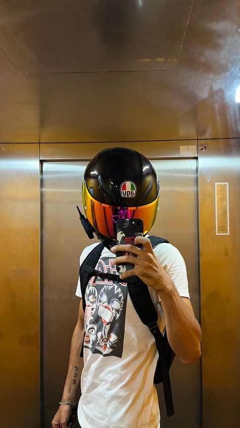 #biker #bikelife #bike #motorcycle Biker Selfie, Motorcycle Mirrors, Mirror Pic, Bike Life, Selfies, Mirror Selfie, Bike, Mirror, Quick Saves