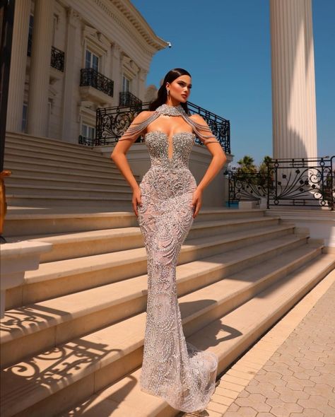 Boujee Dresses, Gown Aesthetic, Evening Dress Outfit, Full Length Gowns, Fashion Drawing Dresses, Sequin Dresses, Miss Dress, The Sisters, Long Gown