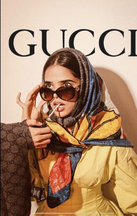 Gucci Model Aesthetic, Gucci Editorial Photography, Gucci Fashion Photography, Gucci Models Photoshoot, Gucci Photoshoot Ideas, Maximalist Photoshoot, Gucci Advertising, Bandana Photoshoot, Gucci Moodboard