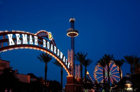 Spend a day in Kemah and spend some time at the famous Kemah Boardwalk. Kemah Texas, Kemah Boardwalk, League City Texas, Travel Texas, Waterfront Dining, Beast Wars, Downtown Houston, Clear Lake, Galveston