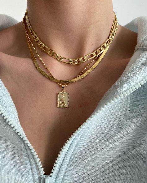 EVRY JEWELS™️ on Instagram: “A necklace combo that is just ssssso cute🐍 featuring the cobra necklace from the Mian Twins collection @aishamian @azramian” Cobra Necklace, Mian Twins, Necklace Combo, A Necklace, Instagram A, Twins, On Instagram, Quick Saves, Instagram