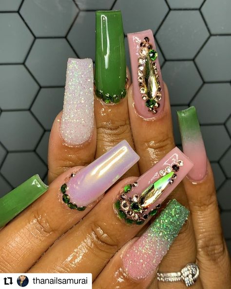 Aka Sorority Nail Designs, Pink And Green Wicked Nails, Pink And Green Nail Art, Pink And Green Nails Design, Sorority Nails, Green Nail Art, 50th Bday, Green Nail Designs, Dip Nails