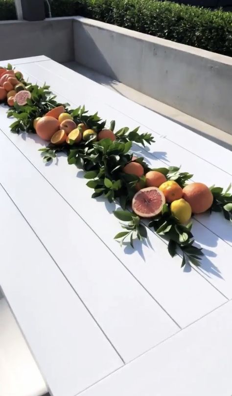 Lemon Table Decor, Engagement Brunch, Lemon Themed Bridal Shower, Citrus Baby, Lobby Decor, Orange Baby Shower, Spring Bridal Shower, Summer Baby Shower, Eucalyptus Garland