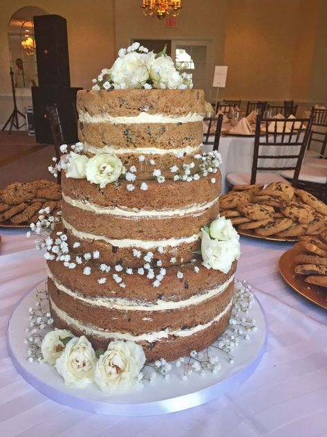 Cookie Wedding Cake, Brownie Wedding Cakes, Bride Things, Cookie Wedding, 21st Ideas, Dessert Inspiration, Cake With Caramel, Caramel Buttercream, Sunflower Themed Wedding