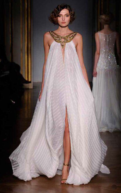 Dilek Hanif 2011 Couture - White 'Cleopatra' style evening dress Dilek Hanif Egyptian Dress, Detail Couture, Egyptian Fashion, Mode Glamour, Fantasy Gowns, Formal Style, Looks Chic, Gorgeous Gowns, Fantasy Fashion