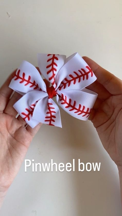 Ponytail Bows Diy, Pinwheel Bow Tutorial, Grosgrain Ribbon Bows Diy, Dog Bows Diy, Volleyball Hair Bows, Sports Hair Bows, Cheer Bows Diy, Cute Hair Bows, Cheerleading Hair Bows