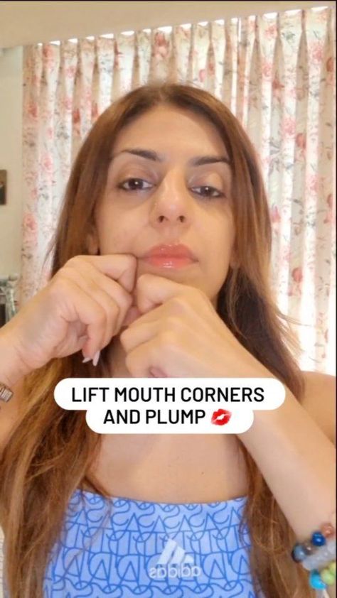 Droopy mouth corners can be due to tension in muscles due to repetitive facial expressions. Releasing this tension through faceyoga, massage and acupressure will help . Also become aware of your resting face posture and release tension in your neck and jaw area. Everything is connected 💜 Waiting for you in our Face Yoga program ✨️ Link in bio to sign up . . #thefacechi #faceyogaexpert #facialmassage #acupressure #lipsfiller #naturalbeautytips #fulllips #Facelift #antiageing | The Face Chi | Resting Face, Yoga Program, Release Tension, Everything Is Connected, Full Lips, Face Yoga, Natural Beauty Tips, Facial Massage, Facial Expressions