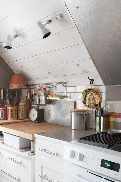 House Tour: A Colorful, Converted Attic in Concord | Apartment Therapy Converted Attic, Small Attic Apartment, Attic Kitchen, Layout Kitchen, Kitchen Ideas Remodeling, Attic Renovation Ideas, Finished Attic, Attic Playroom, Attic Loft