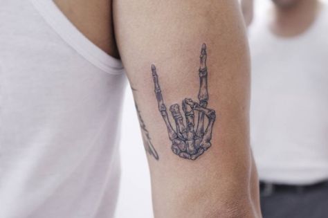 Rock And Roll Tattoo, Hand Tattoo Images, Skull Hand Tattoo, Rock Tattoo, Skeleton Hand Tattoo, Skeleton Tattoos, Rock Hand, Small Hand Tattoos, Sternum Tattoo