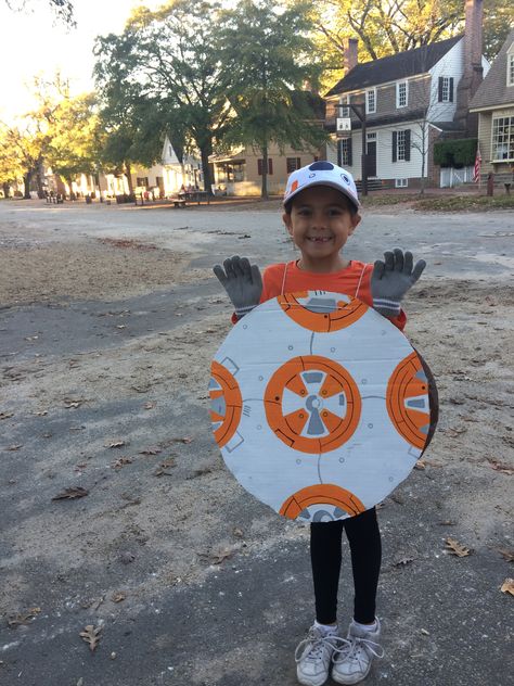 DIY BB8 Costume Bb8 Diy, Bb8 Costume, Star Wars Costumes Diy, Bb8 Droid, 2023 Halloween, Star Wars Diy, Diy Costumes Kids, Boy Diy, Costume Inspo