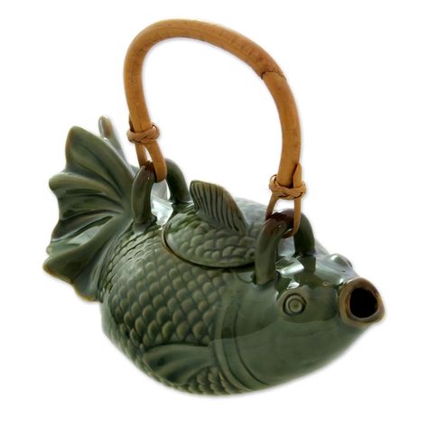 UNICEF Market | Hand Crafted Ceramic Fish Teapot - Green Koi Koi Ceramic, Fish Teapot, Sculptures Céramiques, Ceramic Teapot, Keramik Design, Ceramic Fish, Teapots And Cups, Ceramic Teapots, Tee Set