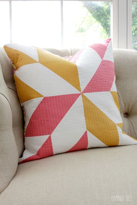 Quilted Half Square Triangle Pillow would make a beautiful accent in any home. Change up the colors to match your decor. Modern Quilted Pillow Covers, Quilt Pillow Pattern Free, Modern Quilt Pillow, Quilted Throw Pillow Patterns, Quilted Pillow Pattern, Quilted Pillows Decorative Pillows, Quilt Pillows Ideas, Quilted Pillow Covers Free Pattern, Patchwork Pillows Ideas