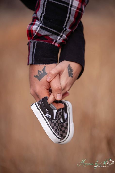 Big Brother Announcement Photoshoot, Vans Baby Announcement, Emo Baby Announcement, Biker Baby Announcement, Vans Pregnancy Announcement, Skateboard Maternity Photos, Motorcycle Pregnancy Announcement, Lesbian Pregnancy Announcement, Pregnancy Announcement Shoes