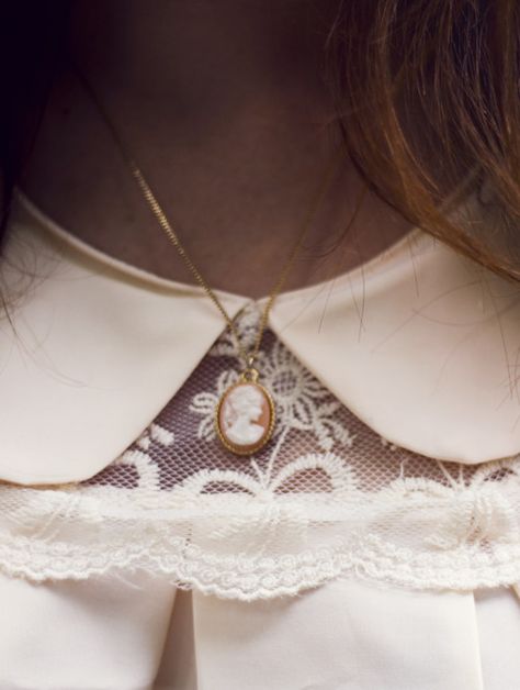 Cameo Necklace, A Woman, Collar, Pendant, Gold, White