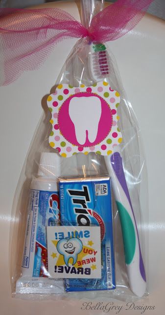 Baby Party Ideas, Trident Gum, Dental Hygienist Graduation, Dental Hygiene Gifts, Tooth Fairy Kit, Kesehatan Gigi, Goodie Bags For Kids, Dental Office Decor, Dental Gifts