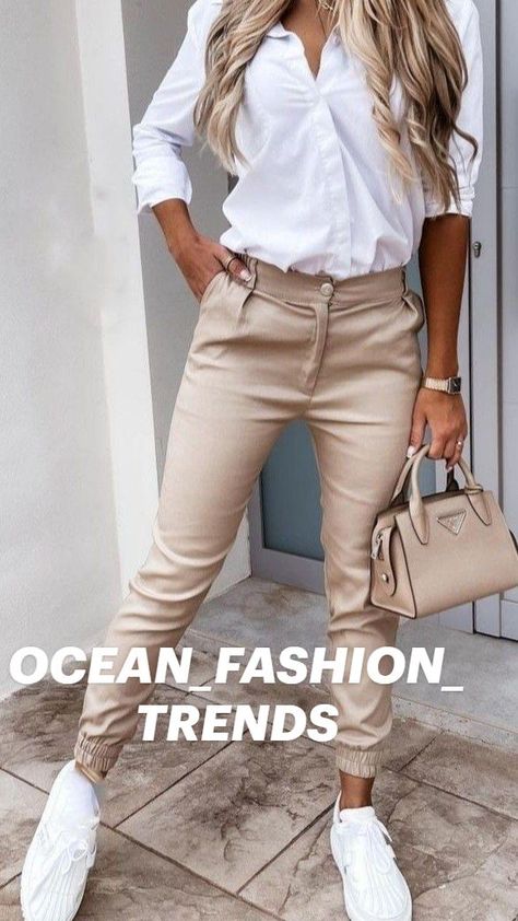 Outfit Pantalon Beige Mujer, Outfit Con Pantalon Beige, Outfit Semiformal Mujer, Outfit Trabajo, Outfits Sport, Outfit Sport, Outfit Work, Womens Chinos, Zippers Fashion