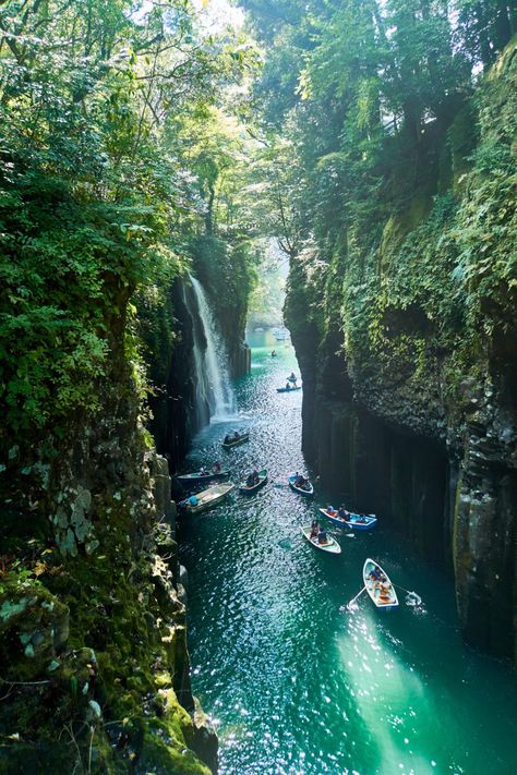 Takachiho, Japan Itinerary, Japan Vacation, The Gorge, Beautiful Hikes, Time To Leave, Airbnb Host, Visit Japan, Future Travel