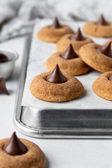 Snickerdoodle Peanut Butter Blossoms - The Hungry Kitchen Peanut Butter Blossoms Recipe, Chocolate Macadamia Nut Cookies, Peanut Butter Blossom, Baking Prints, Peanut Butter Dessert Recipes, White Chocolate Macadamia Nut Cookies, White Chocolate Macadamia Nut, Butter Blossoms, Soft Peanut Butter Cookies