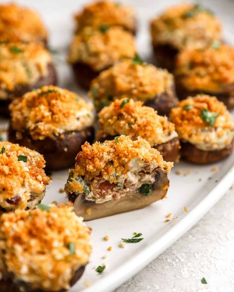 Stuffed Mushrooms Dinner, Dinner With Mushrooms, Stuffed Mushroom Recipe, Small Town Woman, Sausage Stuffed Mushrooms, Cheese Stuffed Mushrooms, Mushroom Caps, Mushroom Recipe, Bacon Stuffed Mushrooms