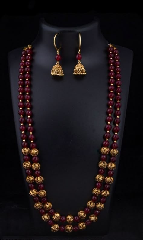 Maroon Beads Jewellery, Ball Jewellery, Gold Beads Chain, Gold Earrings Design, Beaded Wedding Jewelry, Antique Necklace Gold, Ruby Jewelry Necklaces, Gold Jewelry Prom, Simple Necklace Designs