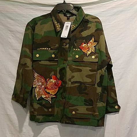 Fair Child Camo Jacket With Patches. Stud Details On The Collar And Pockets. Sequined Fish Patches On The Front And On The Back. Jacket Is About 25 Inches Long From Shoulder Down. There Are Two Big Functional Pockets At The Top Front And Two Decorative Pockets At The Bottom. 51% Rayon, 49% Polyester. Camo Jacket With Patches, Jacket With Patches, Camouflage Fashion, Camouflage Jacket, Diy Fashion Clothing, Army Fashion, Camo Jacket, Men's Wear, Kids Jacket