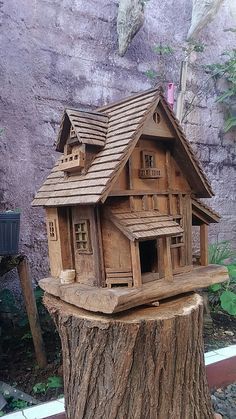 woodworking projects plans step by step. Bird Houses For Sale, Barn Birdhouses, Homemade Bird Houses, Bird Houses Ideas Diy, Birdhouses Rustic, Bird House Feeder, Wooden Bird Houses, Bird House Plans, Unique Bird Houses