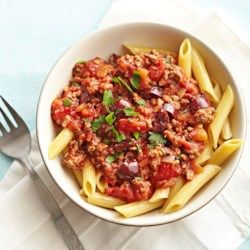 Pasta Puttanesca with Beef - EatingWell.com Slow Cooker Ground Beef, Pasta Puttanesca, Breakfast Low Carb, Crockpot Recipe, Healthy Pastas, Diet Food List, Pasta Recipe, Heart Healthy, How To Cook Pasta