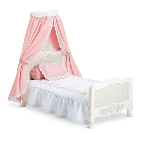 Samantha's Bed and Bedding | American Girl Wiki | Fandom American Girl Beds, American Girl Doll Bed, American Girl Doll Sets, American Girl Furniture, Girls Furniture, American Girl Doll Samantha, American Girl Doll Furniture, Fancy Flowers, American Girl Doll Accessories