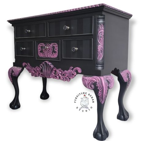 Pink And Black Furniture, Black And Purple Furniture, Gothic Dresser Diy, Black And Pink Dresser Diy, Unique Furniture Painting, Diy Dresser Makeover Gothic, Gothic Furniture Diy, Pink Bedroom Furniture, Purple Furniture