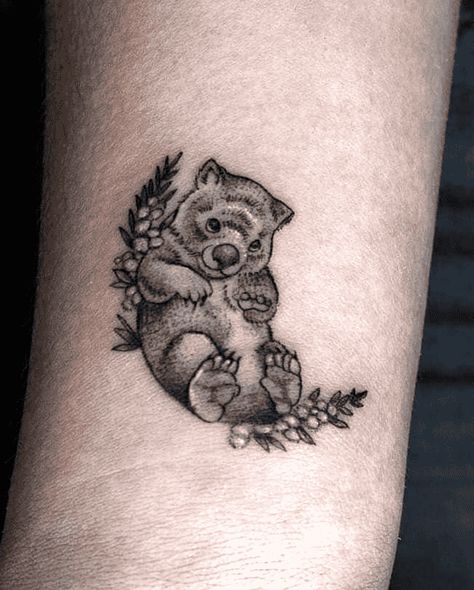 Wombat Tattoo Design Images (Wombat Ink Design Ideas) Wombat Tattoo Ideas, Beau Tattoo, Wombat Tattoo, Wombat Pictures, Holiday Tattoo, Koala Tattoo, Cage Decor, Bird Cage Decor, Tattoo Design Ideas