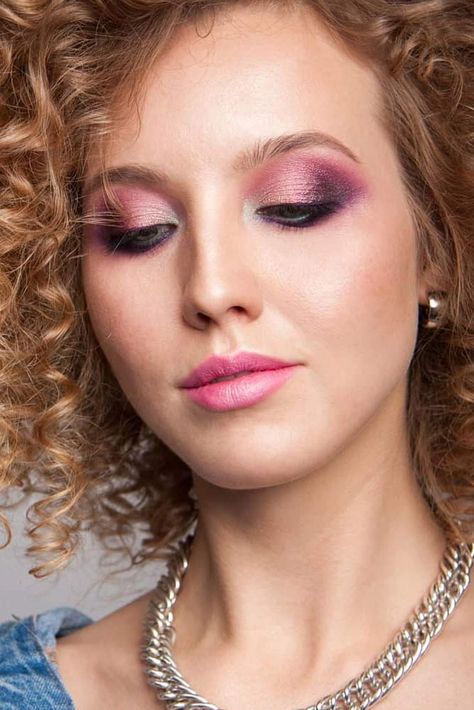 80s Makeup Trends That Will Blow You Away | Page 3 of 8 80s Prom Makeup, 80s Eyeshadow, 80s Shoot, Simple Party Makeup, 80s Eye Makeup, 80s Makeup Trends, 80s Makeup Looks, 80's Prom, Blue Eyeshadow Makeup