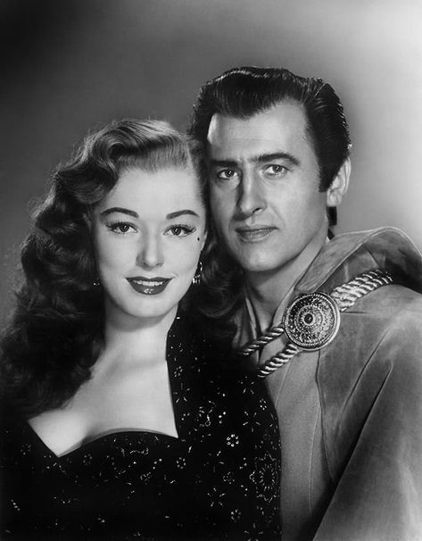 Scaramouche 1952, Eleanor Parker, Stewart Granger, Connie Francis, Old Hollywood Movie, Janet Leigh, Night Photo, Classic Movie Stars, Hollywood Actor