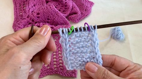 An I-Cord edging is a beautiful detail on any knitting project. In this video, knitting expert Michele Lee Bernstein demonstrates how to work an i-cord edging… Knitting Circle, Michele Lee, Duplicate Stitch, Knitting Paterns, I Cord, Wool Projects, Double Pointed Needles, How To Knit, Knit In The Round