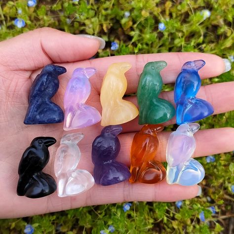 Carved Crystals, Owl Skull, Gold Obsidian, Yellow Fluorite, Silver Obsidian, Shaped Crystals, Crystal Vibes, Crystal Aesthetic, Purple Fluorite