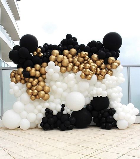 Arch Column, Balloons Wall, Black And White Balloons, Graduation Party Backdrops, Backdrop Arch, Deco Ballon, Diy Balloon Decorations, Birthday Party Theme Decorations, 29th Birthday