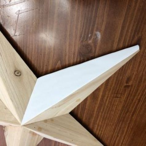 Diy Wooden Stars Pattern, Wooden Clothespin Crafts, Star Craft, Fun Diy Craft Projects, Christmas Diy Wood, Wood Art Diy, Wood Projects Plans, Summer Classes, Wooden Christmas Crafts