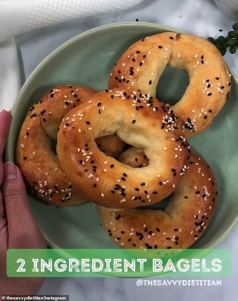 A dietitian has revealed how you can make mouthwatering bagels using just two basic ingredients. Low Calorie Bagel Recipe, Bagel Recipe Easy, Sandwich Thins, She Did It, Bagel Recipe, News Magazine, 2 Ingredient, 4 Ingredient, Food Trends