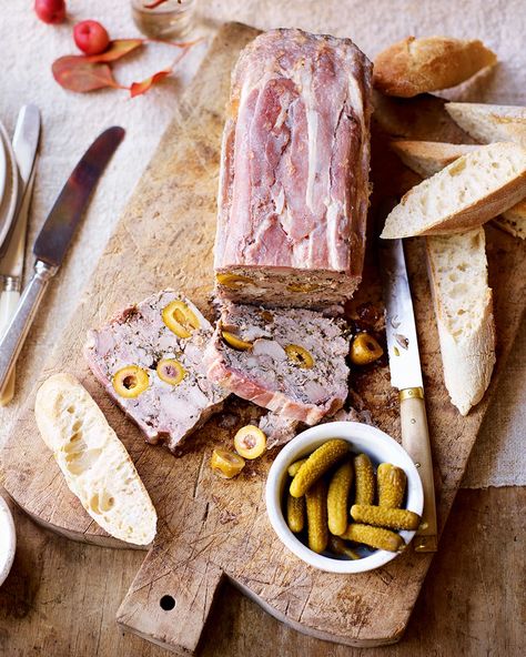 Henry Harris' duck terrine recipe is a great starter for Christmas or, indeed, a swish dinner party. The leftovers can be enjoyed as part of a buffet or for lunch the next day. Duck Pate Recipe, Pork Terrine Recipe, Starters For Christmas Lunch, Pork Terrine, Duck Terrine, Christmas Starters, Terrine Recipe, Pate Recipes, Cold Cuts