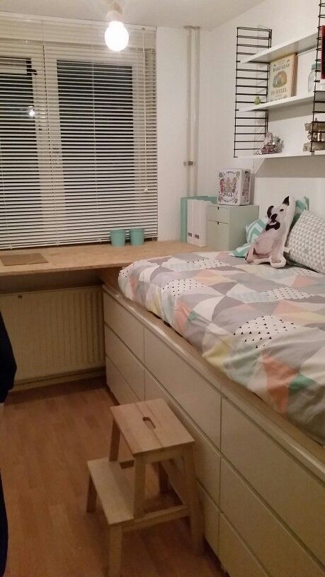 Raised Bed Kids Room, Box Room Storage Ideas Bedrooms, Desk And Bed In Small Room, Box Room Layout, Bed And Desk Layout Small Room, Raised Bed With Storage, Bed Storage Diy, Boy Rooms Ideas, Under Bed Storage Diy