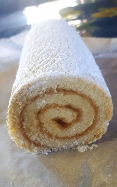 Apricot Jam Swiss Roll recipe by Indira Maharaj Apricot Roll Recipe, Jam Swiss Roll, Swiss Roll Recipe, Jam Roll, Apricot Jam Recipes, Cake Tray, Cakes Recipes, Swiss Roll, Roll Recipe