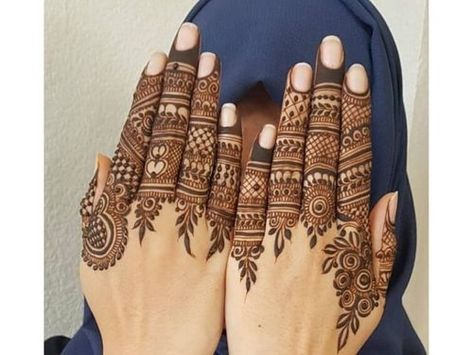 75 Stunning Finger Mehndi Designs – 2023 Finger Mehendi Designs, Beautiful Simple Mehndi Design, Finger Mehndi, Tato Henna, Finger Henna Designs, Poncho Design, Henna Tattoo Designs Hand, Latest Henna Designs, Simple Mehndi Designs Fingers