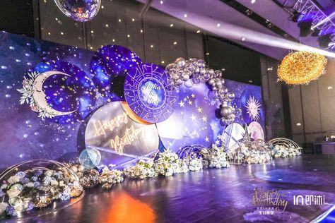 Galaxy Themed Photoshoot, Space Prom Theme, Galaxy Theme Wedding, Galaxy Birthday Party Decorations, Galaxy Themed Party, Transitions Ideas, Galaxy Backdrop, Hanging Flowers Wedding, Space Decorations