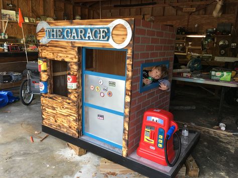 Playhouse Redo, Play Garage, Playroom Playhouse, Garage Theme, Kids Village, Play Town, Spotify Canvas, Kids Garage, Plastic Playhouse