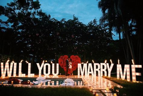 Ash Liv on Instagram: “I would say yes to you every single day my love. Thank you for putting so much love & effort into our proposal babe. You know I love the…” Marriage Proposal Videos, Romantic Ways To Propose, Surprise Proposal Pictures, Cute Proposal Ideas, Romantic Date Night Ideas, Luxury Wedding Decor, Romantic Proposal, Perfect Proposal, Wedding Proposals