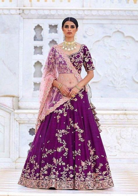 Brides Lehenga, Lehenga Latest, Orang India, Embroidery Lehenga, Purple Lehenga, Wine Purple, Muslim Wedding Dresses, Party Wear Lehenga Choli, Designer Bridal Lehenga