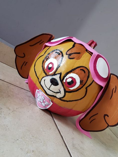 Skye Pumpkin Paw Patrol, Pumpkin Paw Patrol, Paw Patrol Pumpkin Painting, Paw Patrol Trunk Or Treat, Paw Patrol Pumpkin, Dog Pumpkins, Pumpkins Decorations, Paw Patrol Halloween, Disney Pumpkin Painting