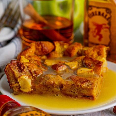 Fireball Bread Pudding, Caramel Apple Bread Pudding Recipe, Carmel Apple Bread Pudding Recipe, Apple Pie Cocktail Fireball, Vanilla Bourbon Bread Pudding, Apple Bread Pudding Recipe, Fireball Recipes, Sugar Free Pie, Cheese Stuffed Chicken Breast