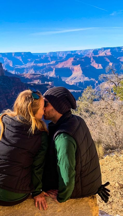 Easy poses for couples, couples photography, photo ideas for couples, casual photo ideas, lifestyle photo ideas. Grand Canyon, hiking photo Casual Photo Ideas, Lifestyle Photo Ideas, Photography Photo Ideas, Grand Canyon Hiking, Easy Poses, Poses For Couples, Hiking Photos, Ideas For Couples, Couples Poses